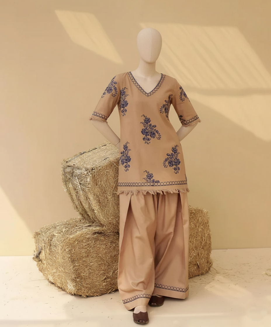 ITRAT 2PC – Luxury Linen Embroidered Set