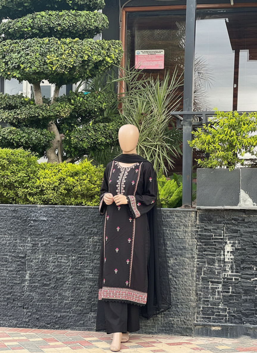 ANIKA – Mid-Season Grace Embroidered Trio