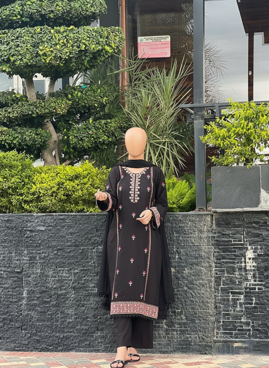 ANIKA – Mid-Season Grace Embroidered Trio