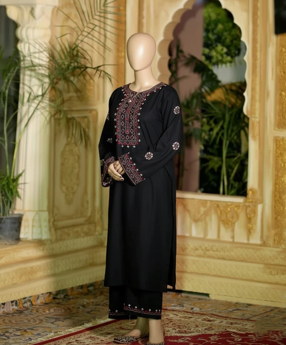 BLACK LUXE – Signature Embroidered Stone Linen Suite