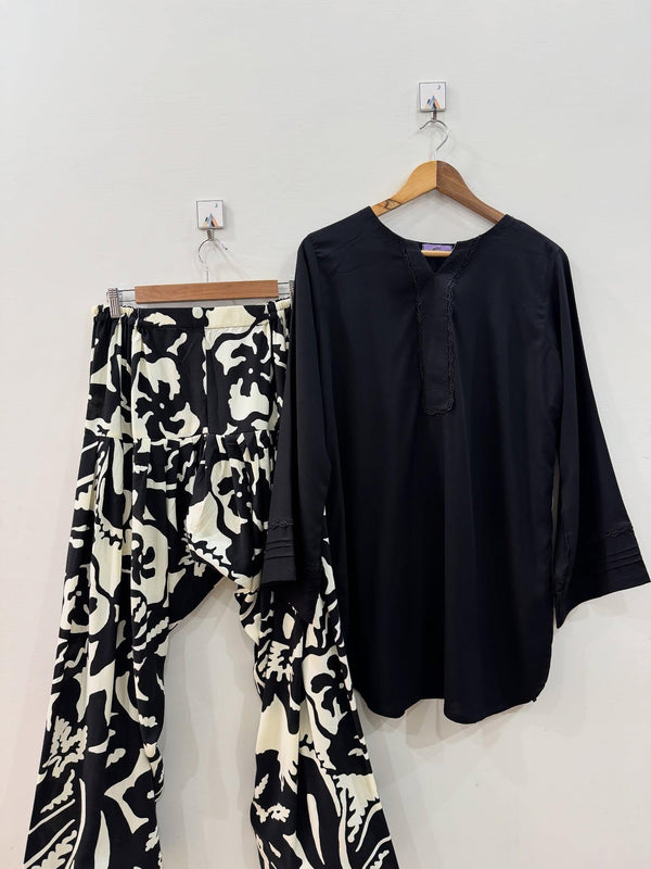 BLACK/WHITE SET – Luxury Silky Grip Digital Edition