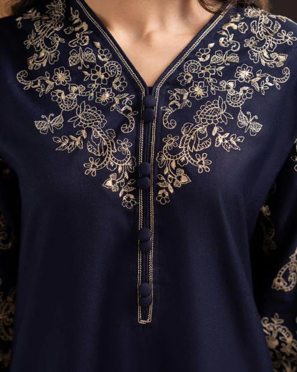 BLUE TOPAZ EMB – Royal Embroidered Signature Suite