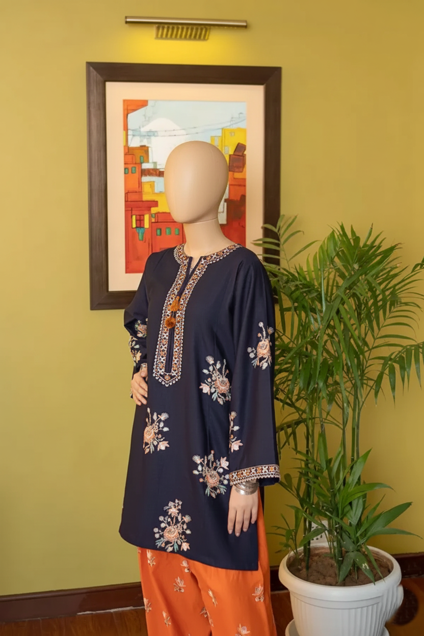 CHAND 2PC – Luxury Winter Linen & Embroidered Farshi Style