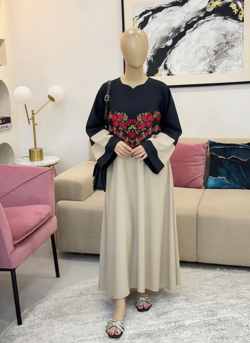 CYRA MAXI – Luxury Digital Silky Print & Graceful Silhouette