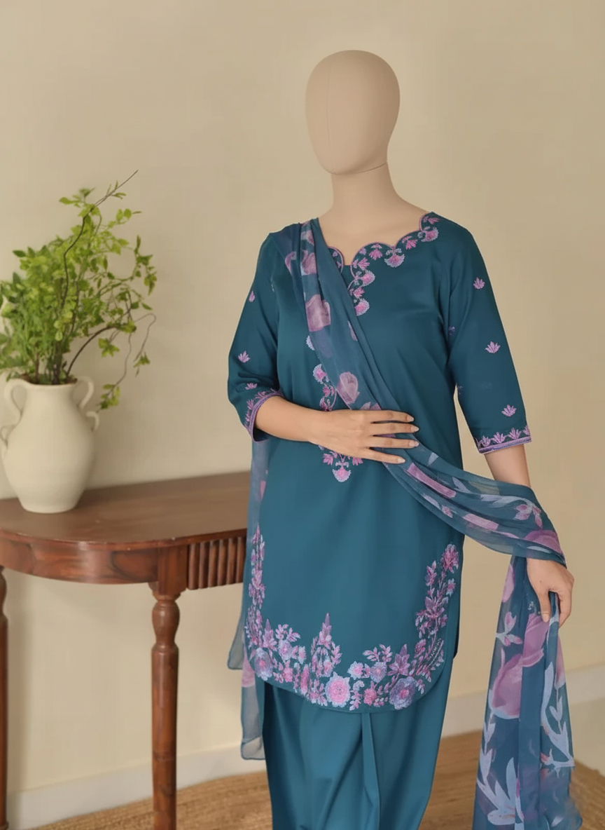EZMA 3PC – Luxury Mid-Season Embroidered Set with Shaffon Dupatta