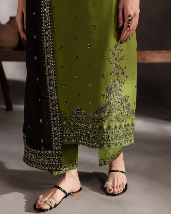 EZZA – Midnight Heritage Embroidered Collection
