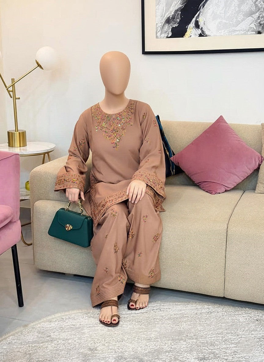 FEFA 2PC – Luxury Multi-Embroidered Mid-Season Statement Suite