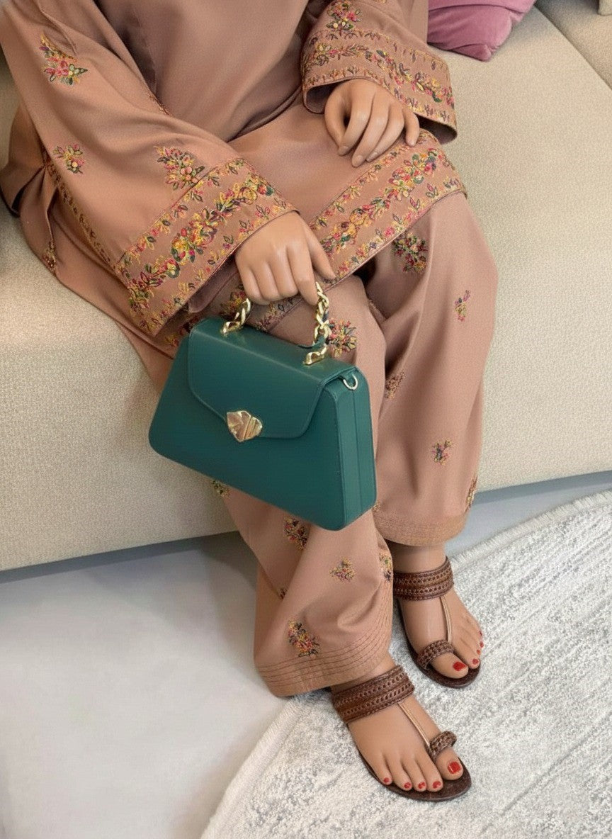FEFA 2PC – Luxury Multi-Embroidered Mid-Season Statement Suite