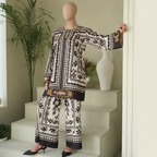 HANIA AMIR – Signature Digital China Grip Co-ord Set