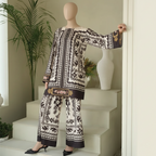 HANIA AMIR – Signature Digital China Grip Co-ord Set