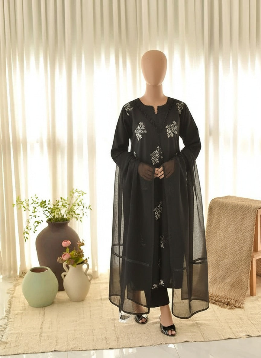 HORIYA – Midnight Onyx Embroidered Lawn Edition