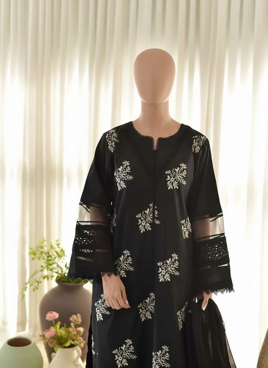 HORIYA – Midnight Onyx Embroidered Lawn Edition
