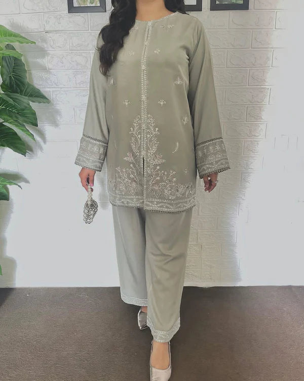 JENIFER – Luxury Summer Linen Embroidery Suite