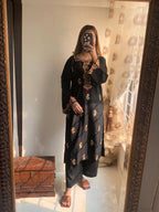 PHULKARI – Luxury Linen Embroidered Suite